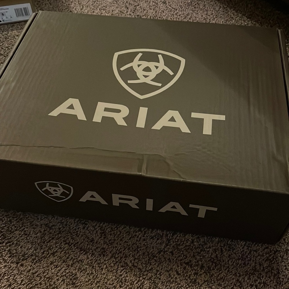 Ariat Women’s round up bliss boots